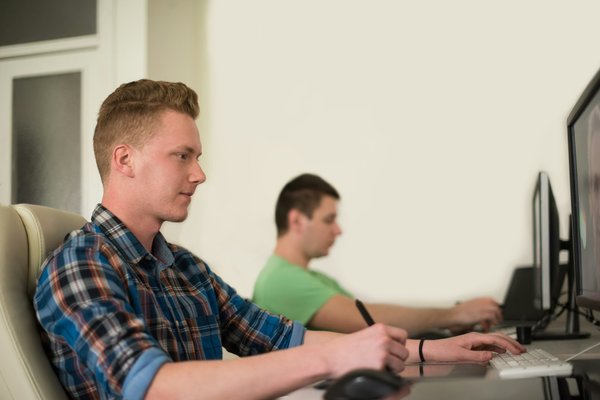 Webdesigner freelance à Montpellier : pourquoi l’engager et quels services lui demander ?