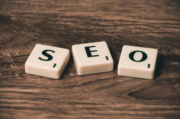 Agence SEO Webflow : Optimisez votre site facilement